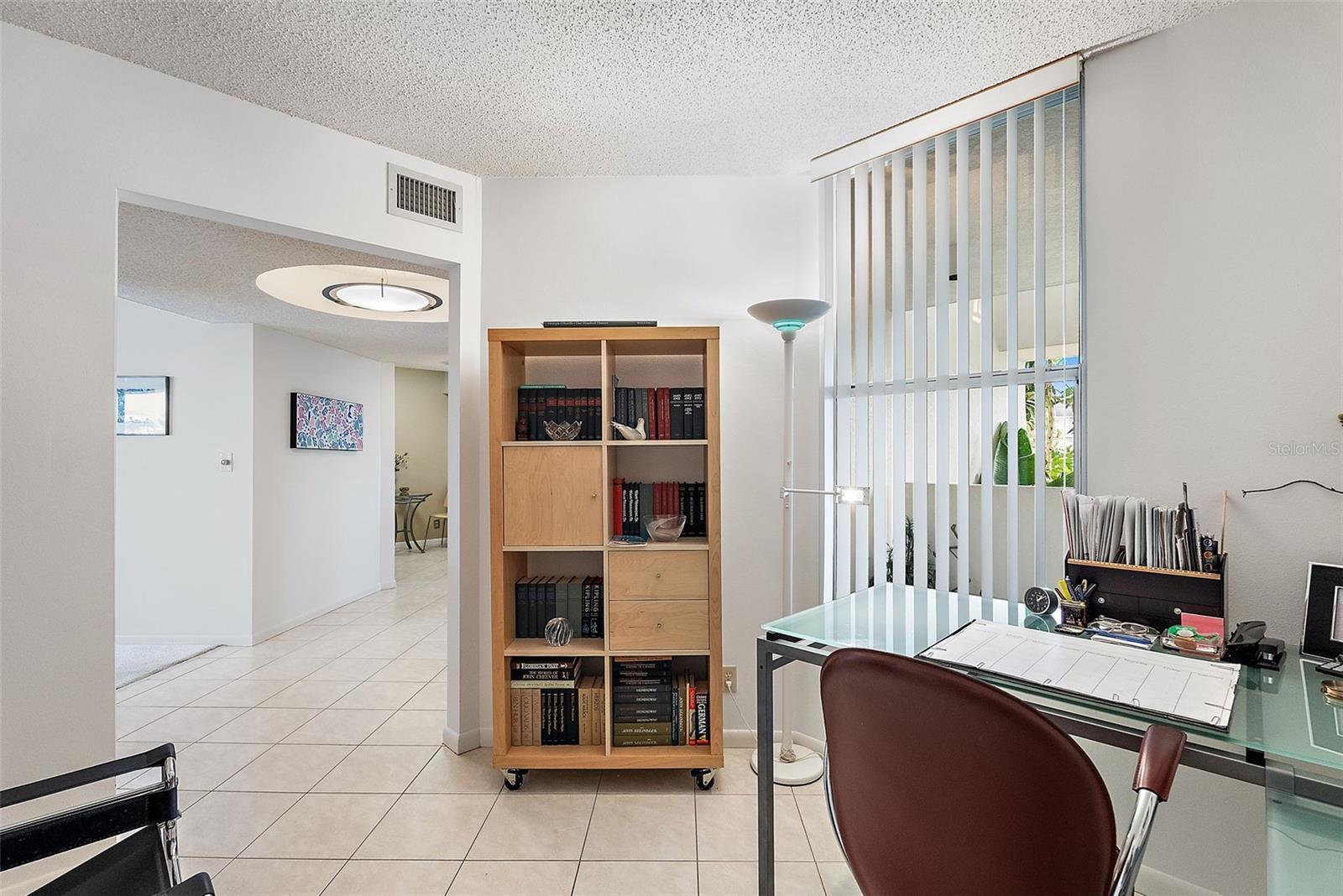 ISLA KEY CONDO - Residential