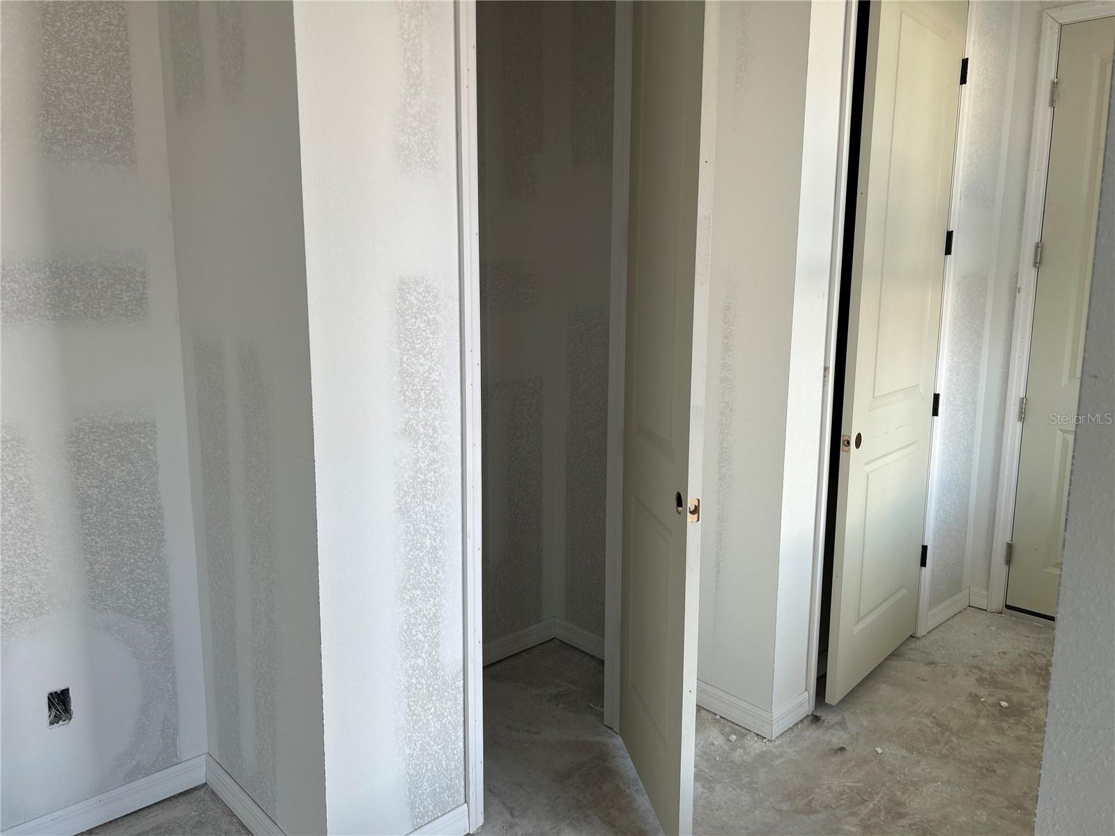 WESLYN PARK - Residential