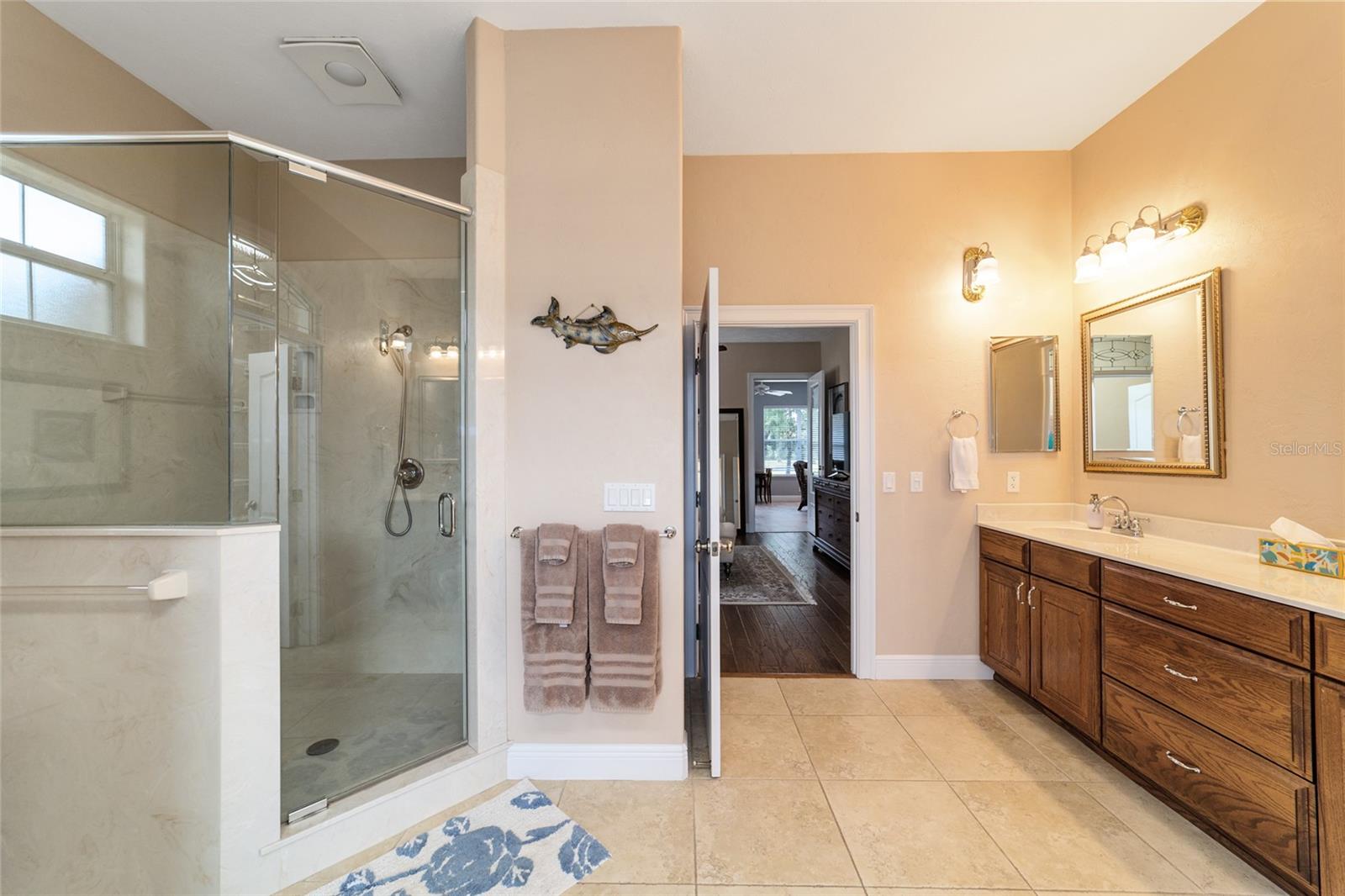 EQUESTRIAN OAKS - Farm