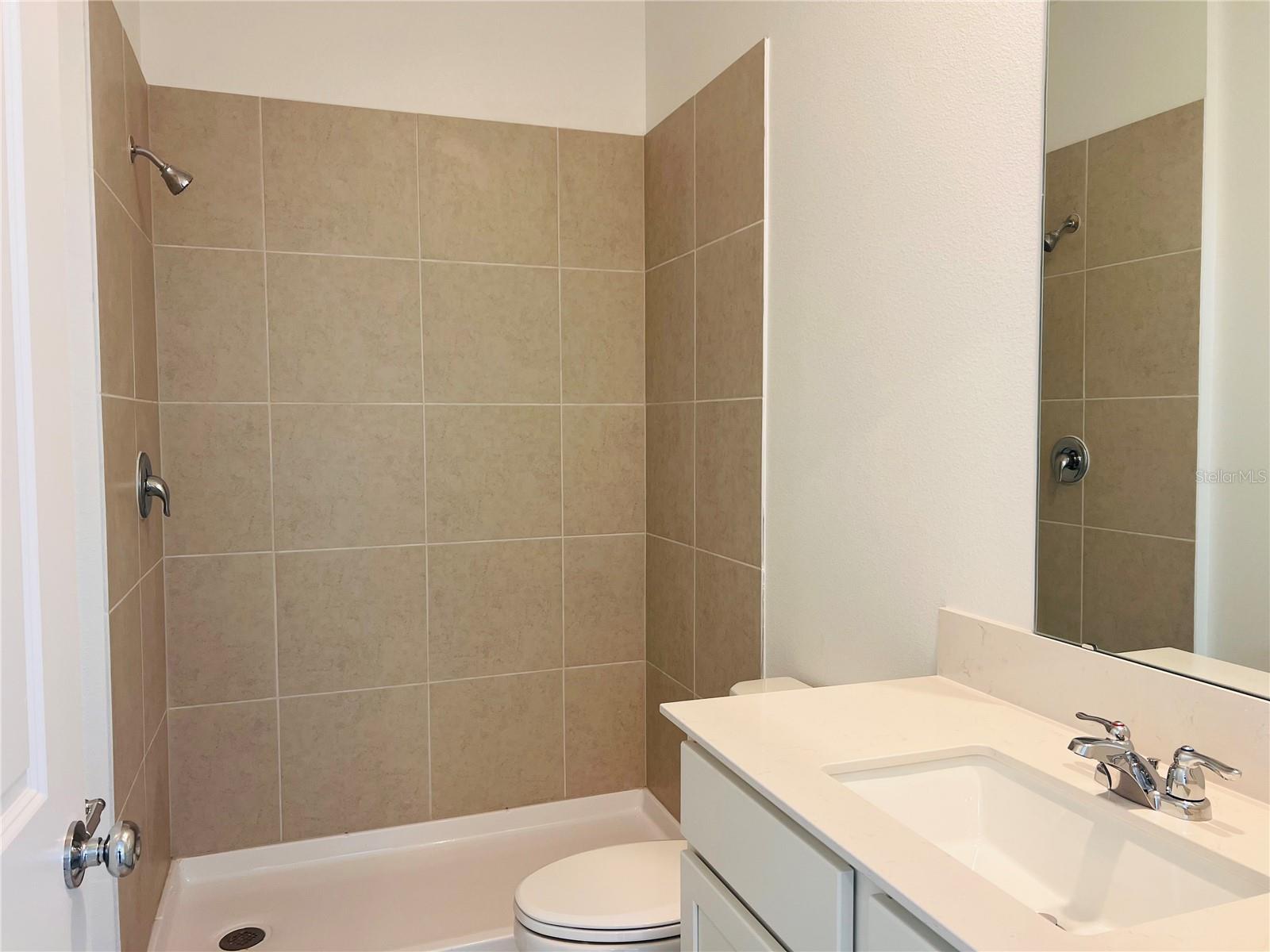 CROSSWINDS 50'S - Residential Lease