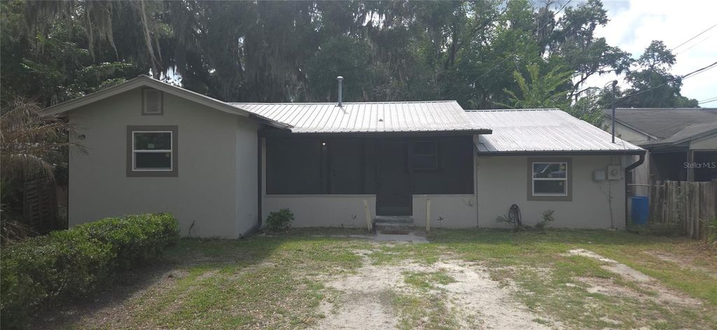 Photo of 210 S 15th Street, Palatka, FL 32177 (MLS # O6408268)