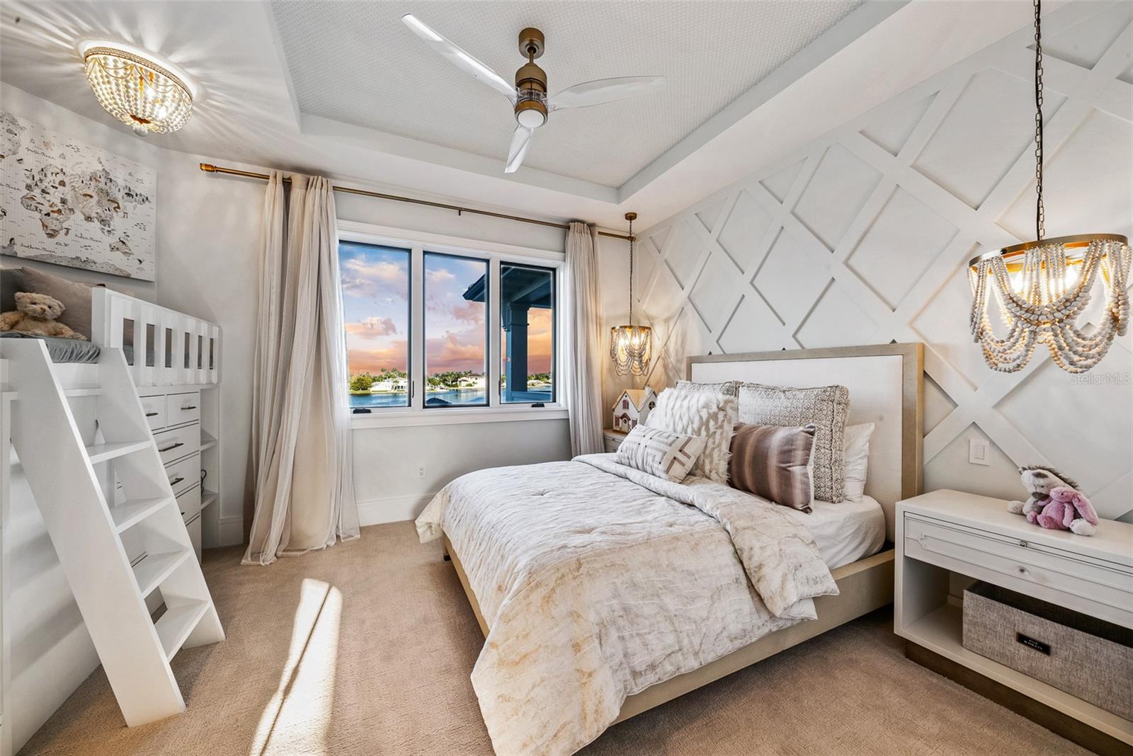 BAY PALMS ADD - Residential