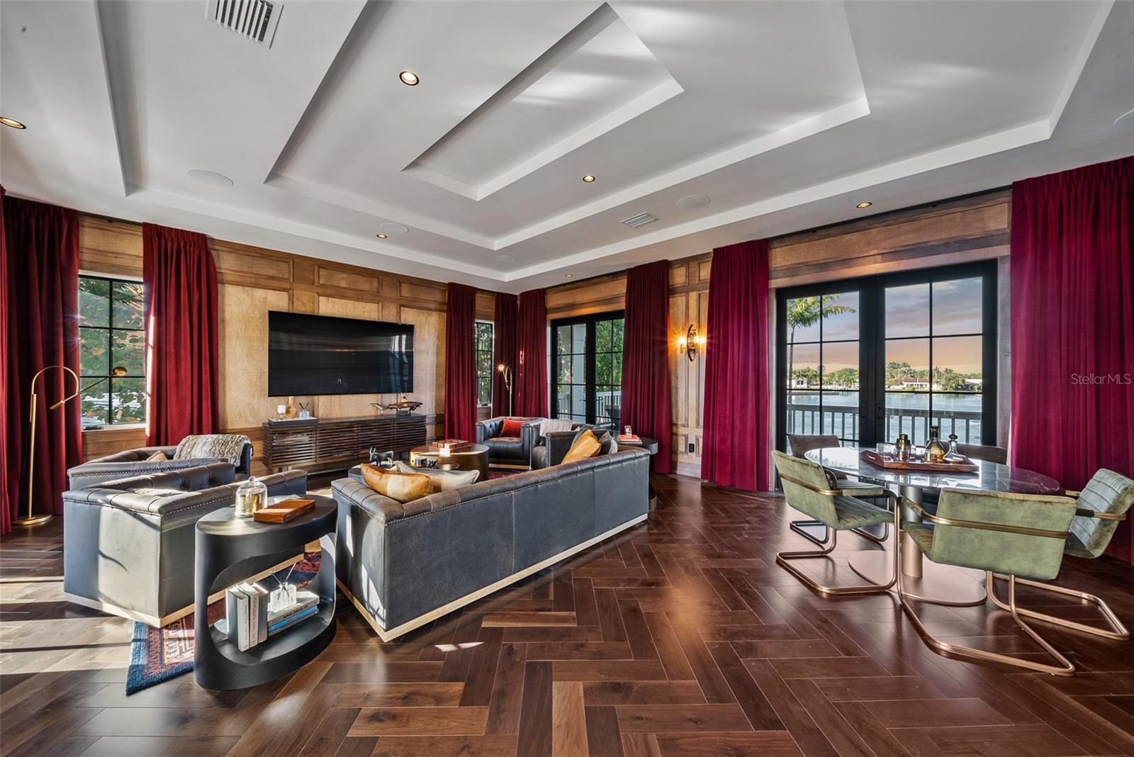 BAY PALMS ADD - Residential