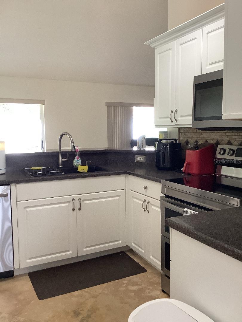 DLETONA LAKES UN 09 - Residential Lease