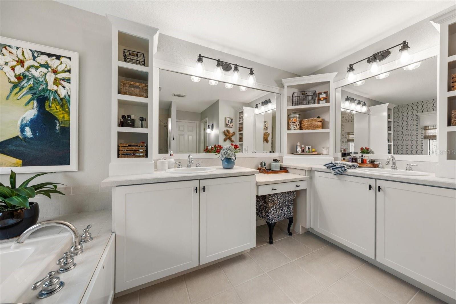 WEST BAY VILLAGE - Residential