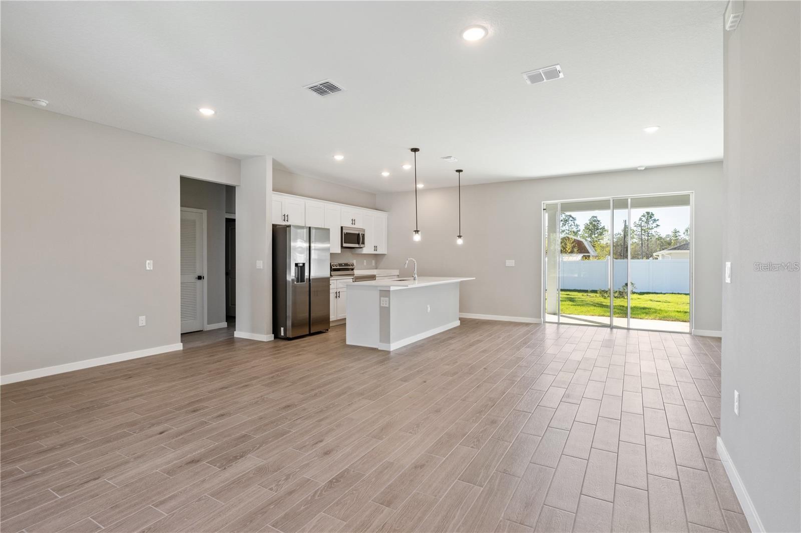 MARION OAKS UN 10 - Residential