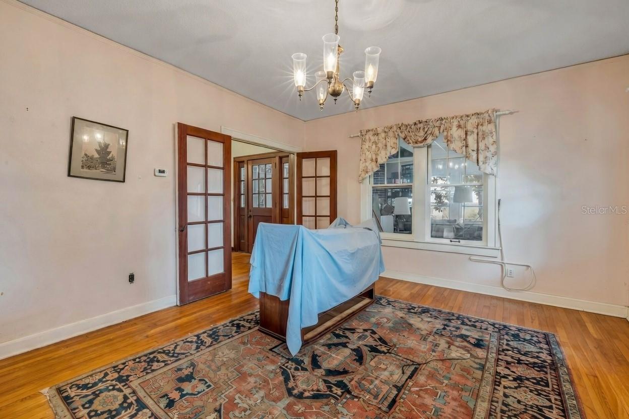 ACREAGE & UNREC - Residential