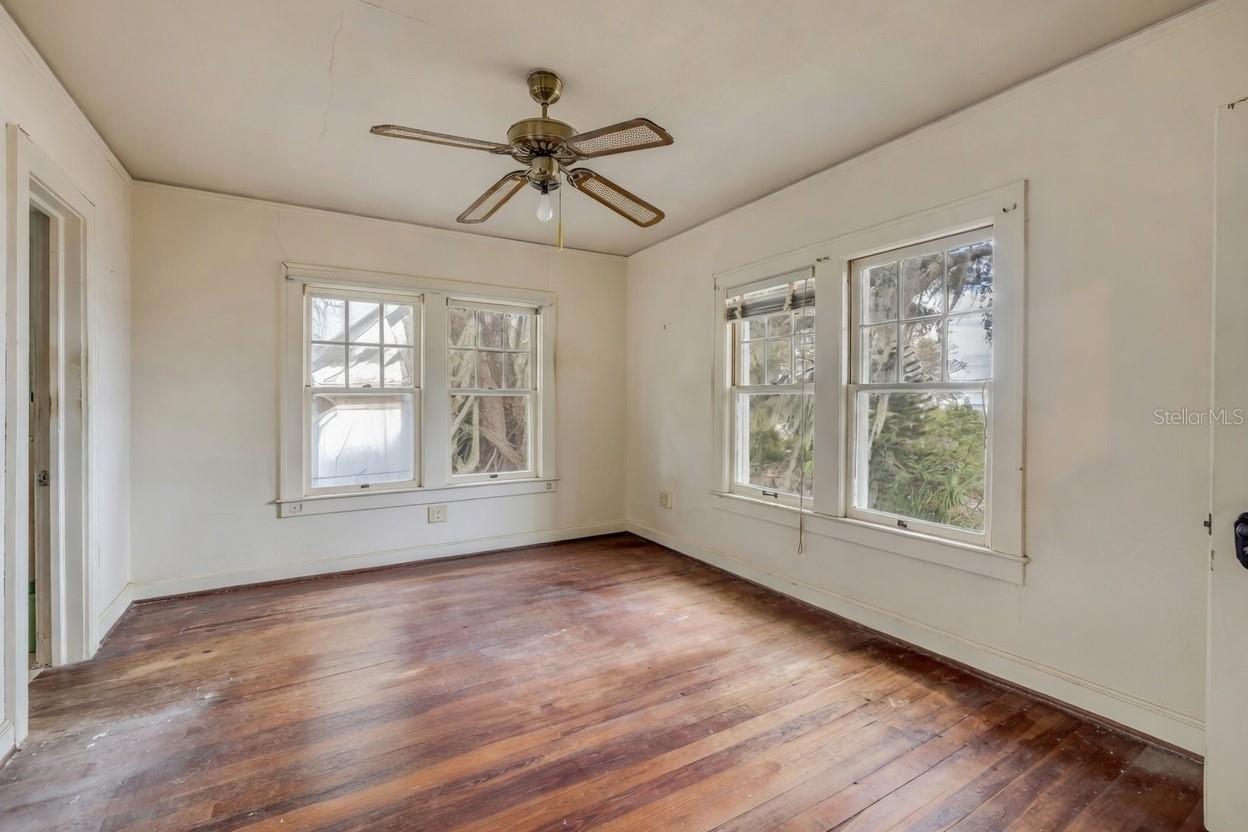 ACREAGE & UNREC - Residential