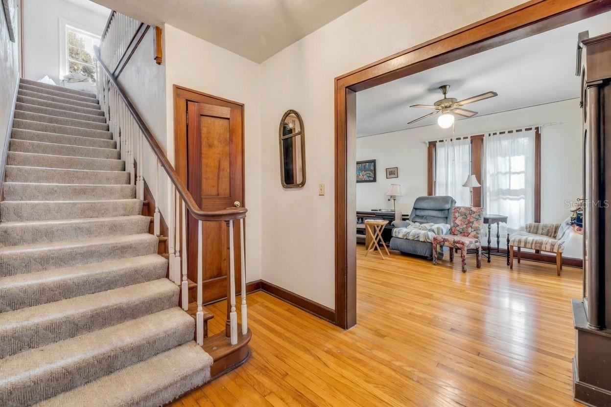 ACREAGE & UNREC - Residential