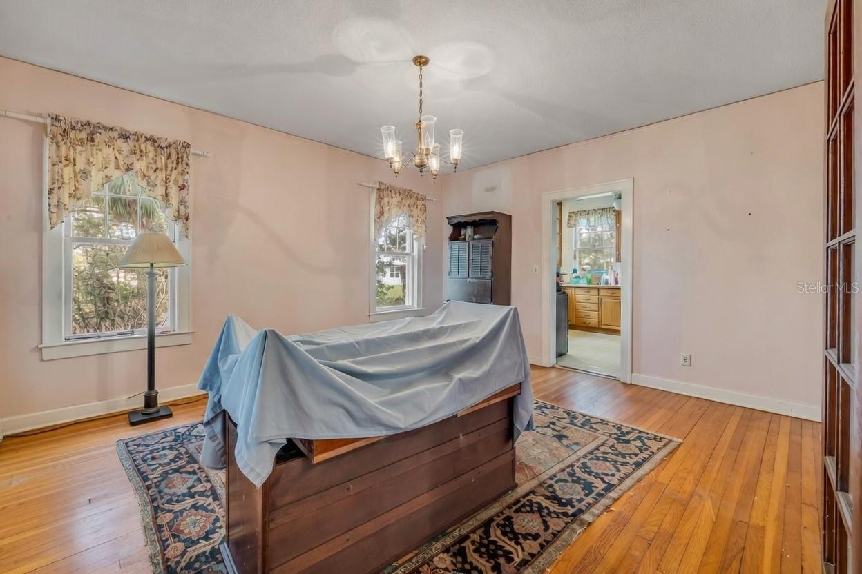 ACREAGE & UNREC - Residential