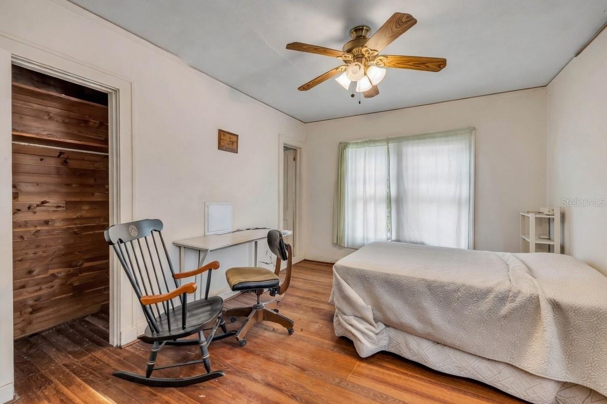 ACREAGE & UNREC - Residential