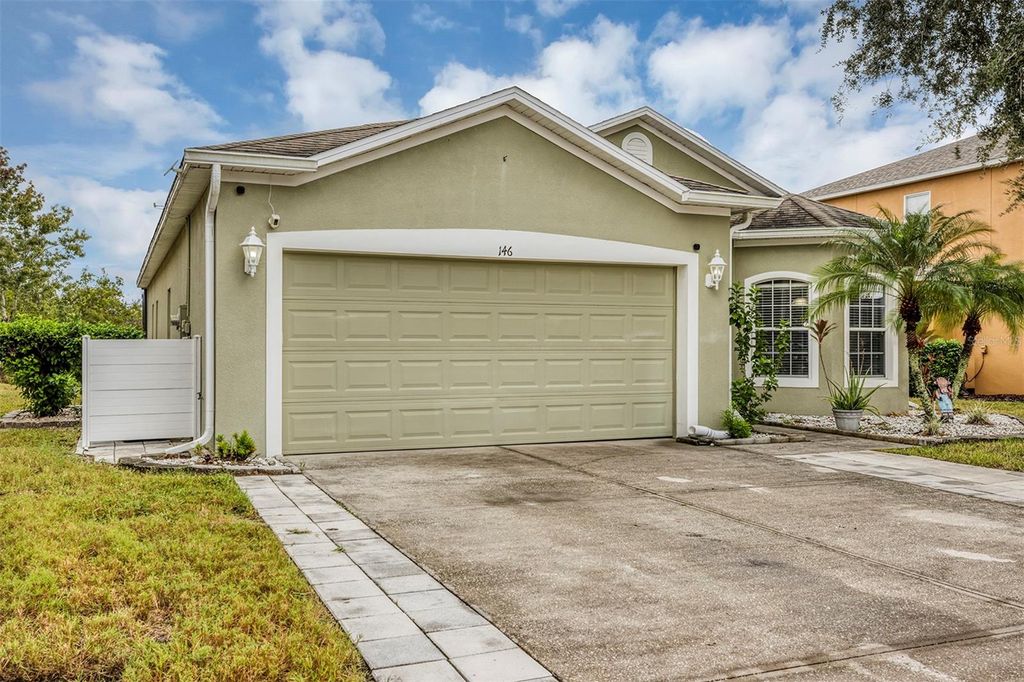 Photo of 146 Essex Place, Davenport, FL 33896 (MLS # O6354954)