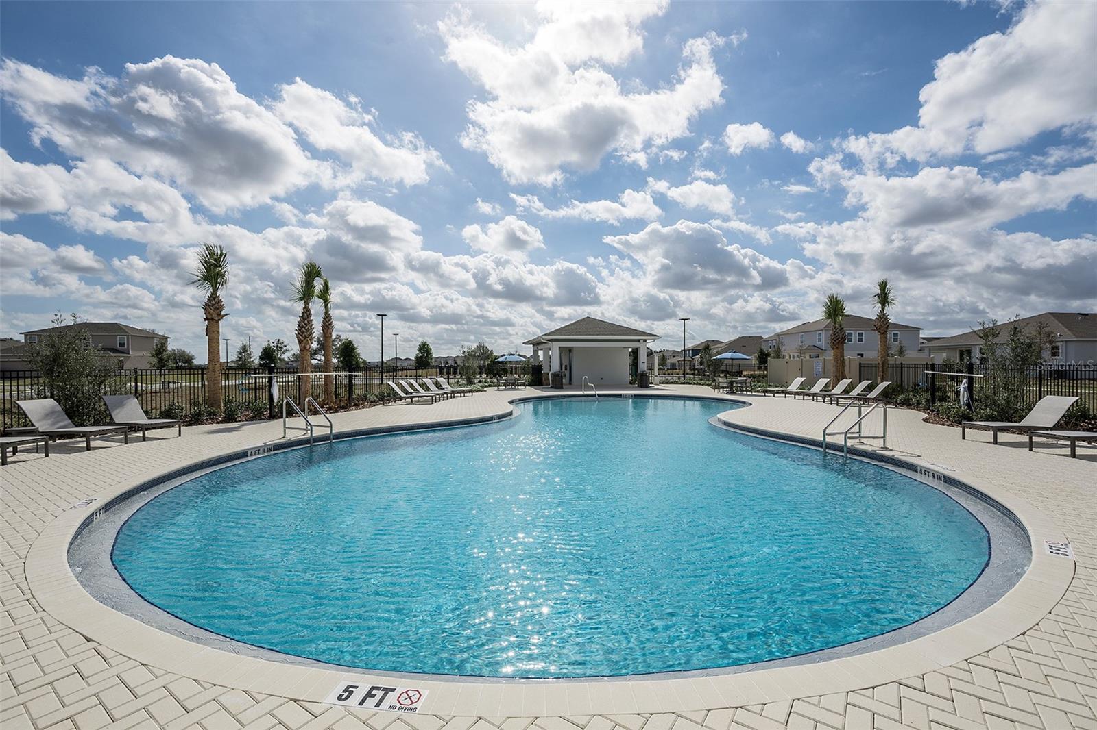 WATERSTONE - Residential