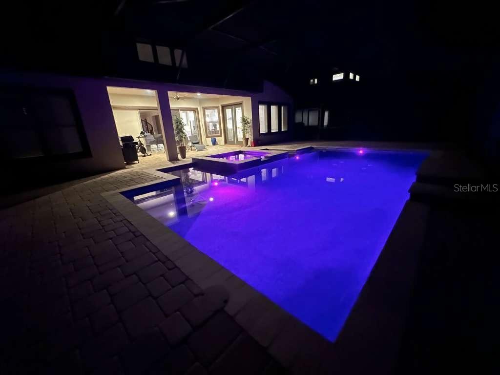 ENCLAVE/VILLAGEWALK PH 2 - Residential