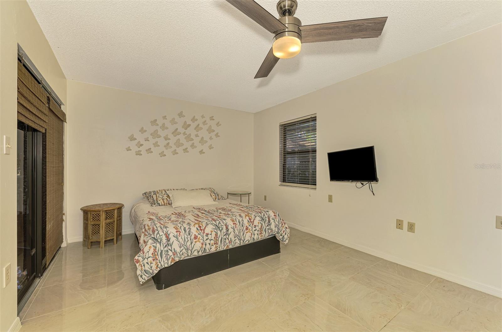 OAK FOREST VILLAS - Residential