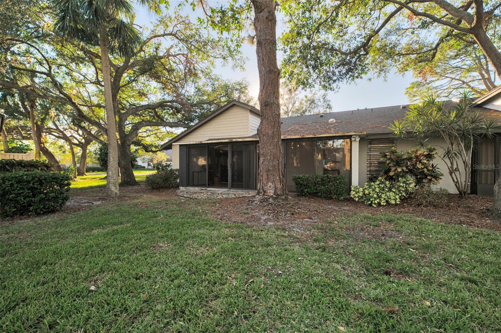 OAK FOREST VILLAS - Residential