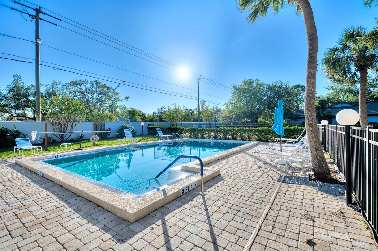 OAK FOREST VILLAS - Residential