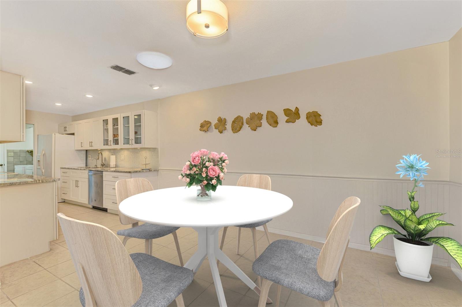 OAK FOREST VILLAS - Residential