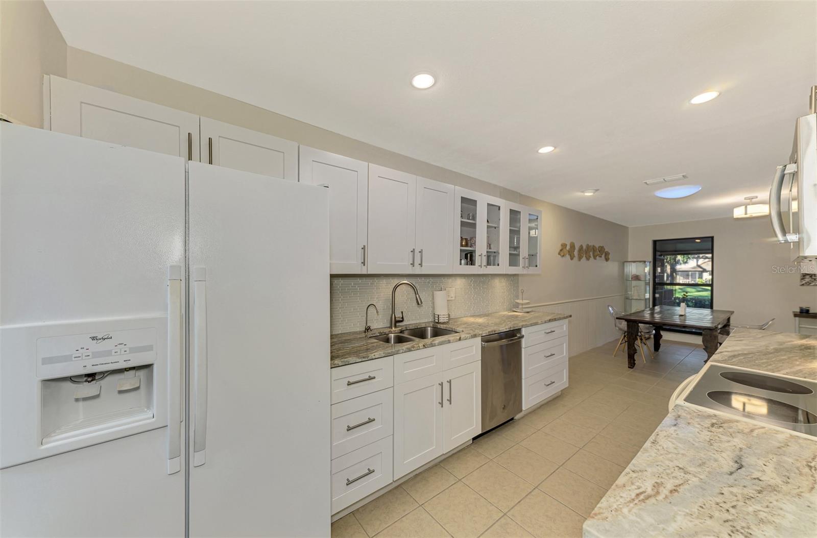 OAK FOREST VILLAS - Residential