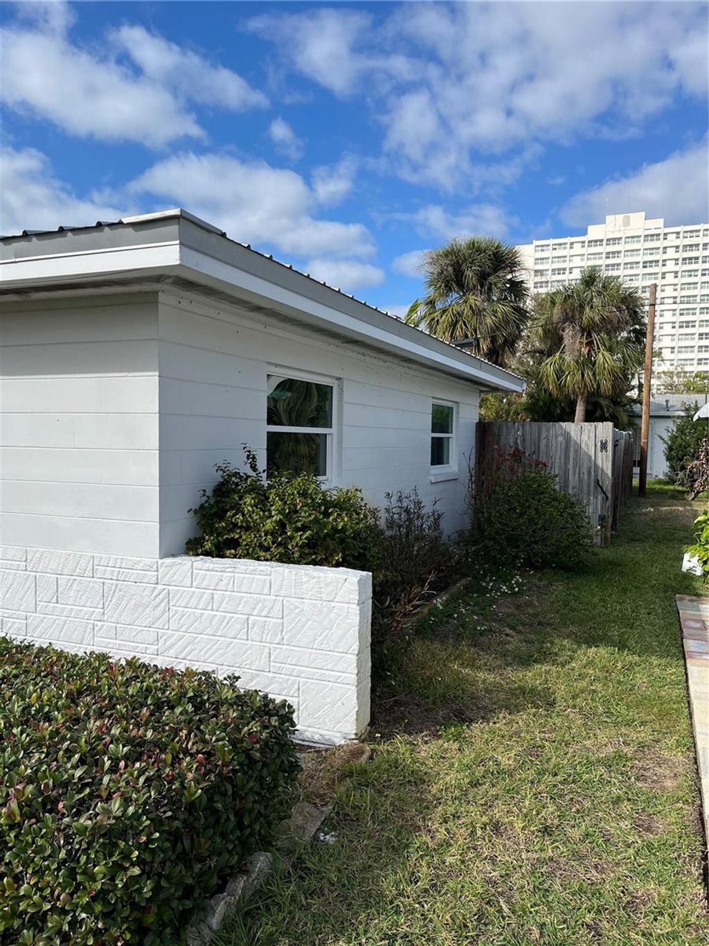 Photo of 6785 W Flamingo Way S, St Petersburg, FL 33707 (MLS # TB8420661)