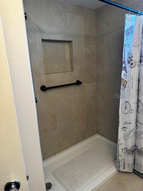 LAKELAND HARBOUR - Residential