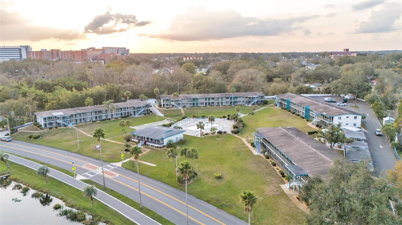 LAKELAND HARBOUR - Residential