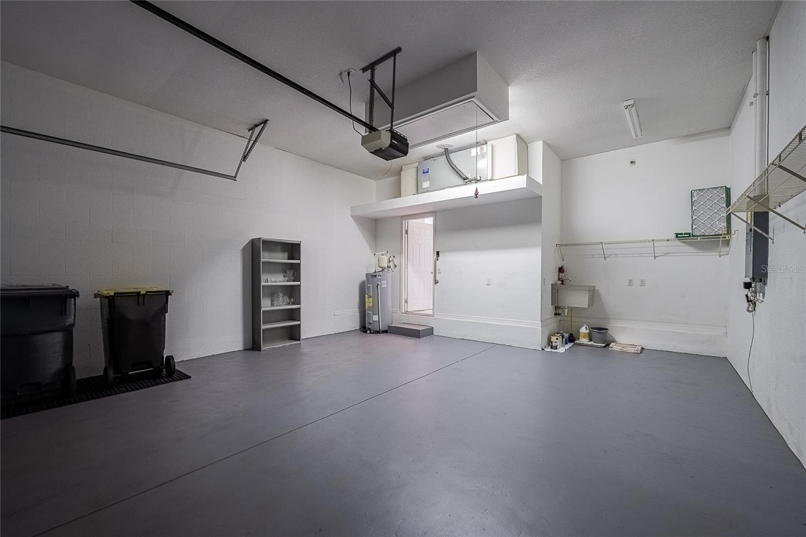 HUNTINGTON HILLS PH 01 - Residential