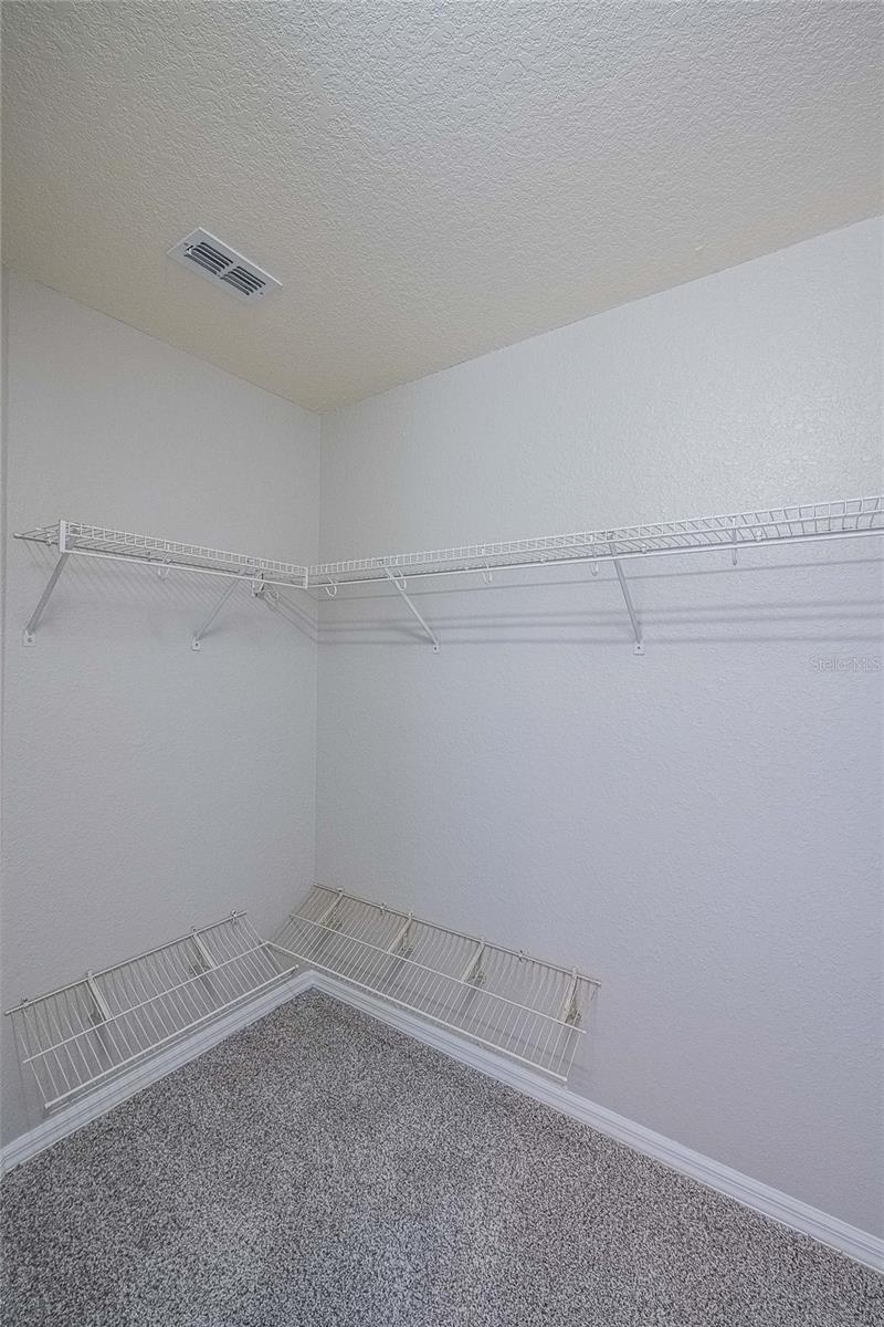 HUNTINGTON HILLS PH 01 - Residential