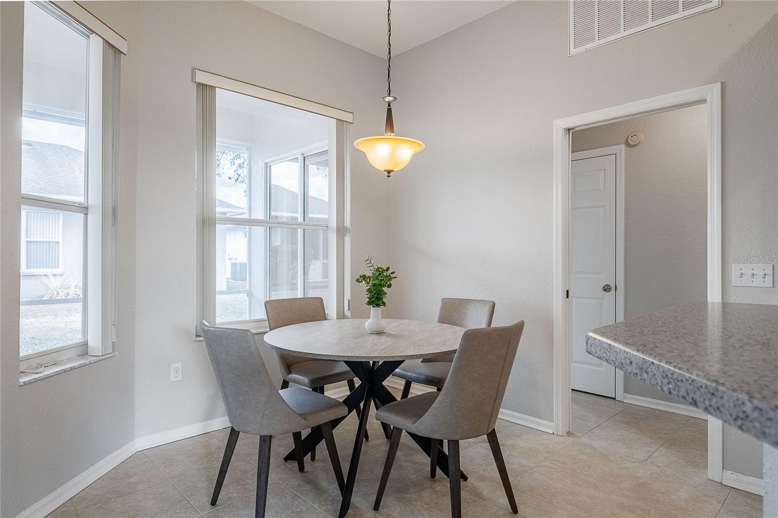 HUNTINGTON HILLS PH 01 - Residential