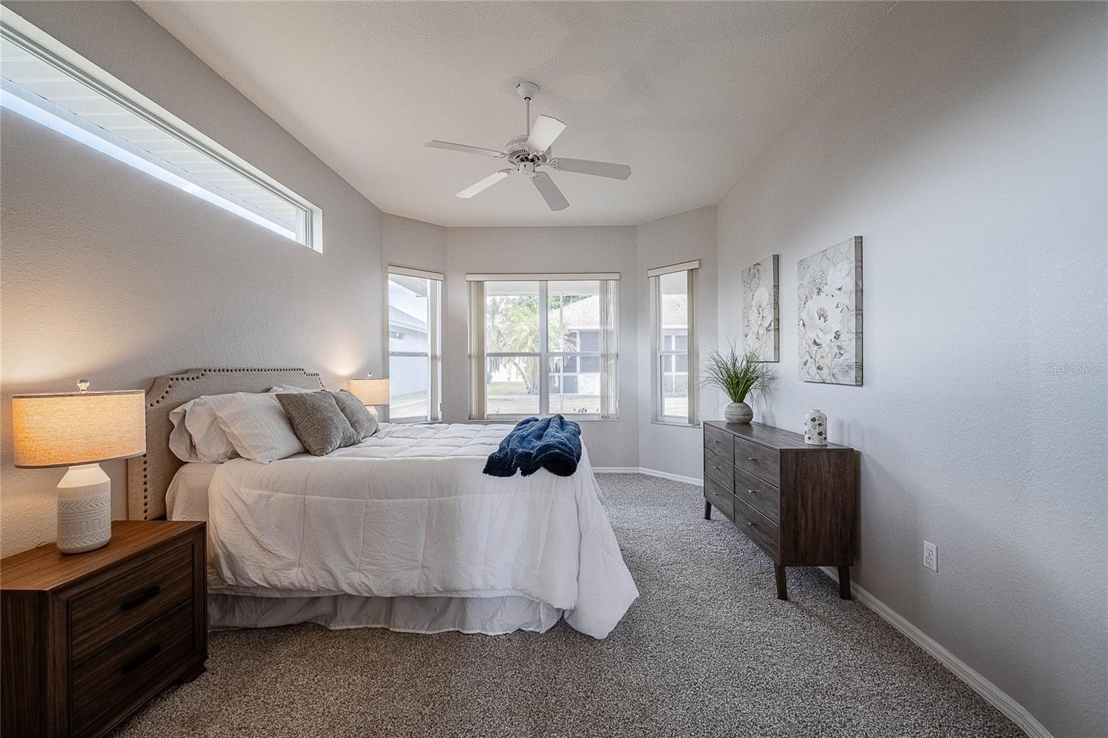 HUNTINGTON HILLS PH 01 - Residential