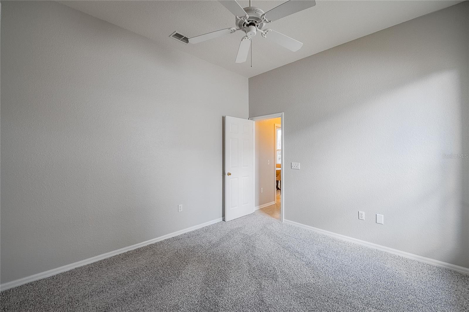 HUNTINGTON HILLS PH 01 - Residential