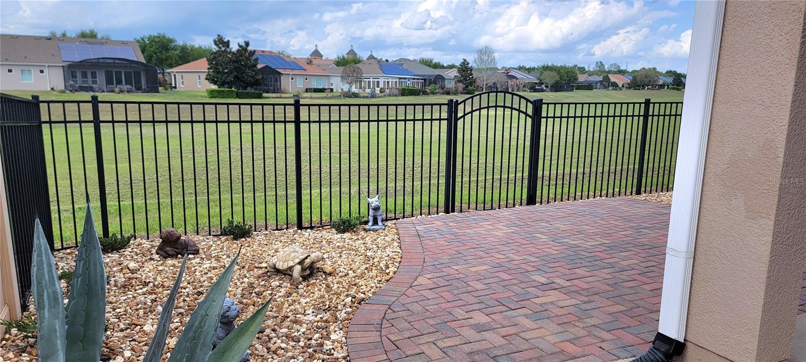 CASCADES OF GROVELAND - Residential