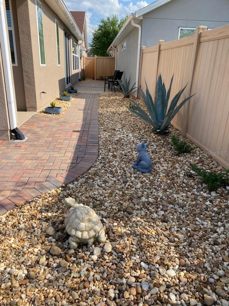 CASCADES OF GROVELAND - Residential