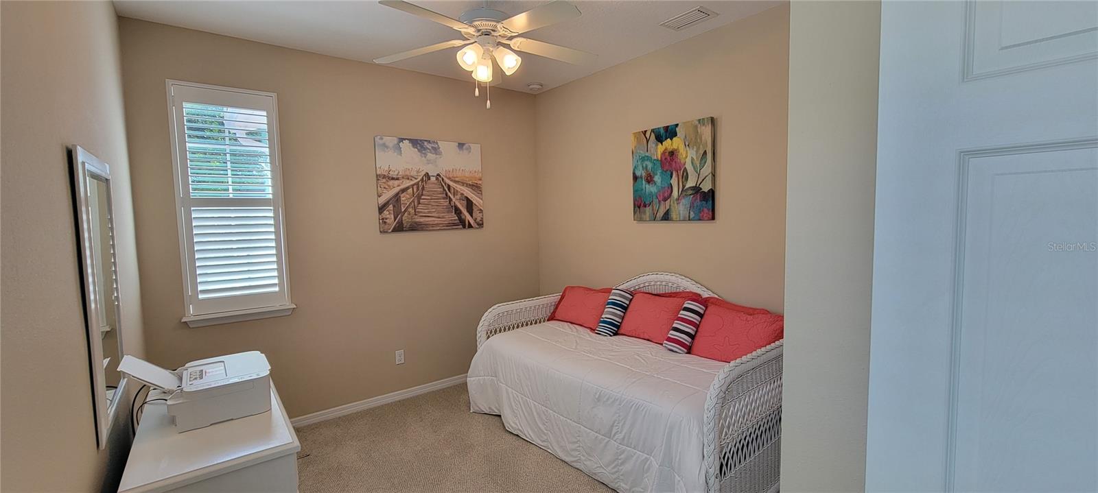 CASCADES OF GROVELAND - Residential