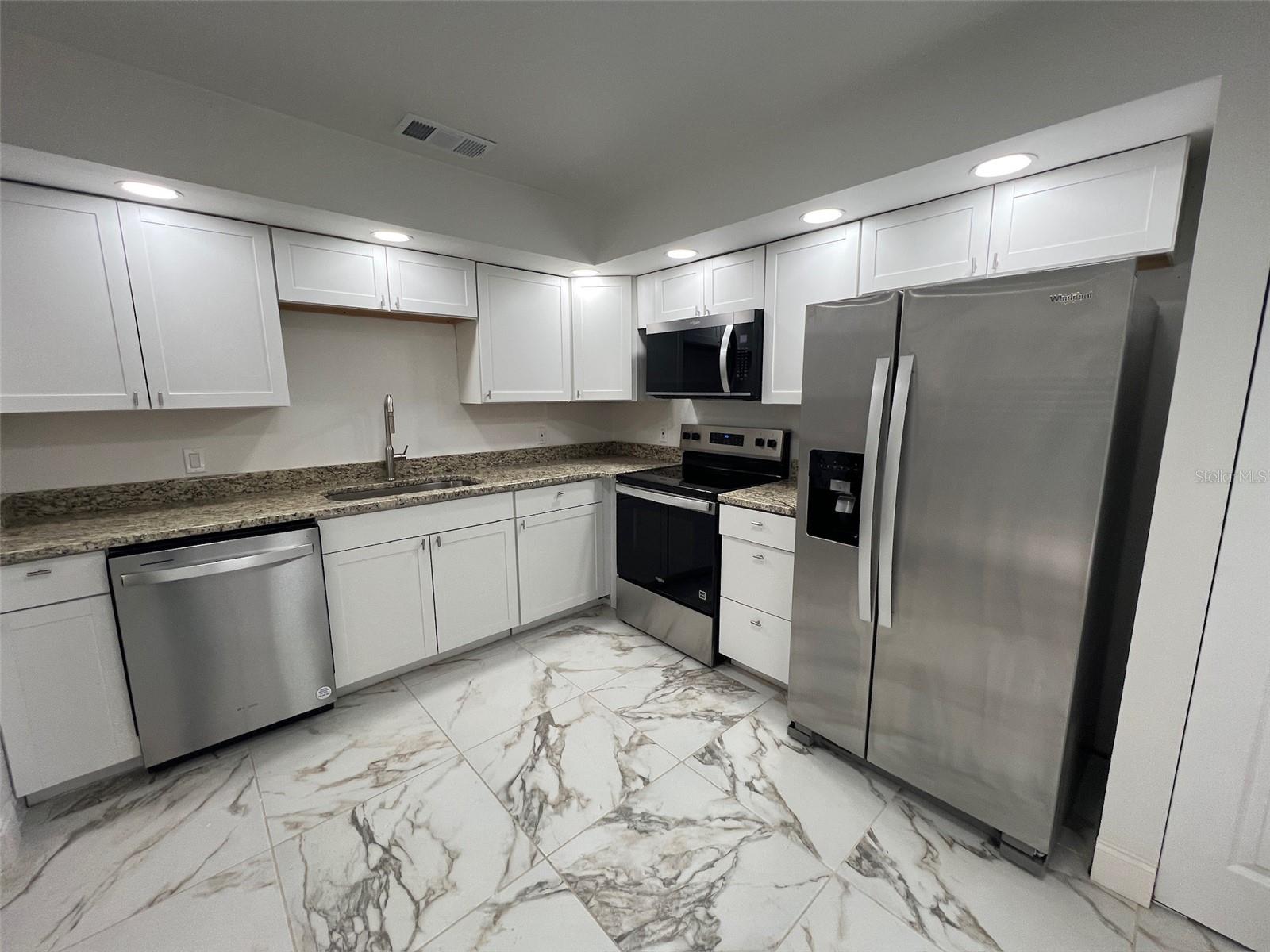 CYPRESS LANDING PH 01 - Residential