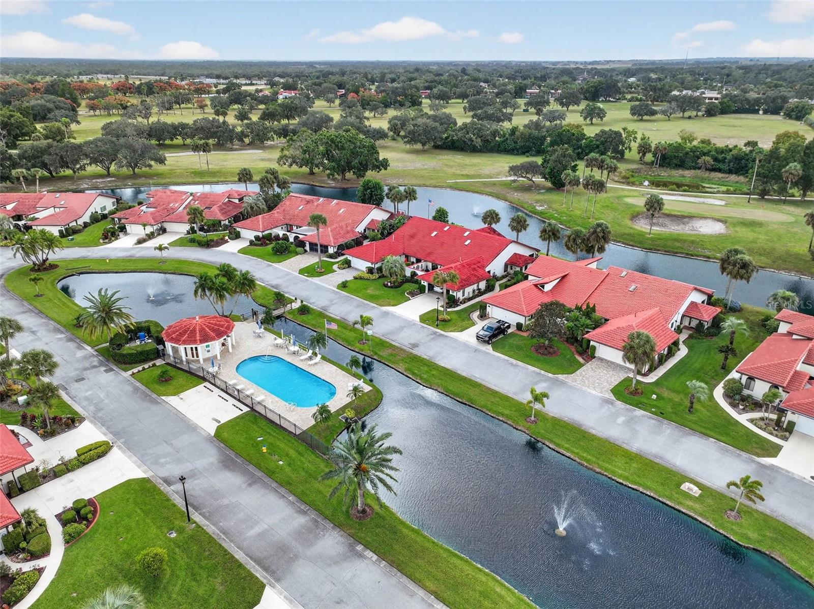 COUNTRY CLUB VILLAGE PH 02 - Residential