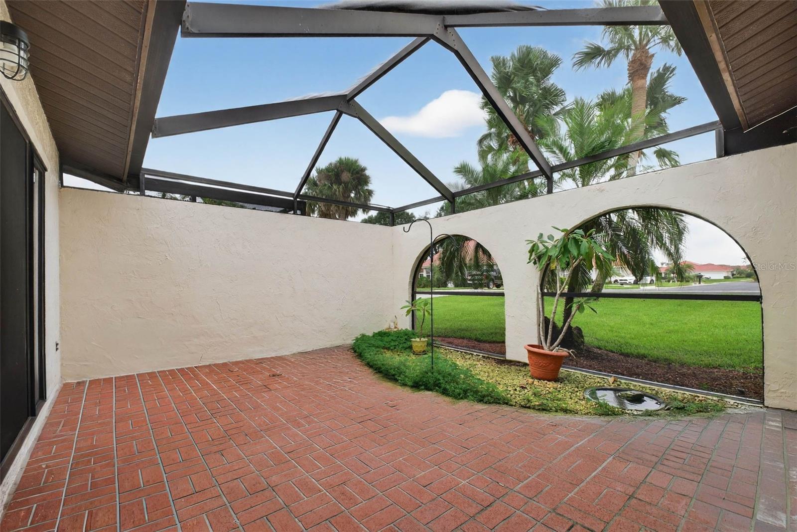 COUNTRY CLUB VILLAGE PH 02 - Residential