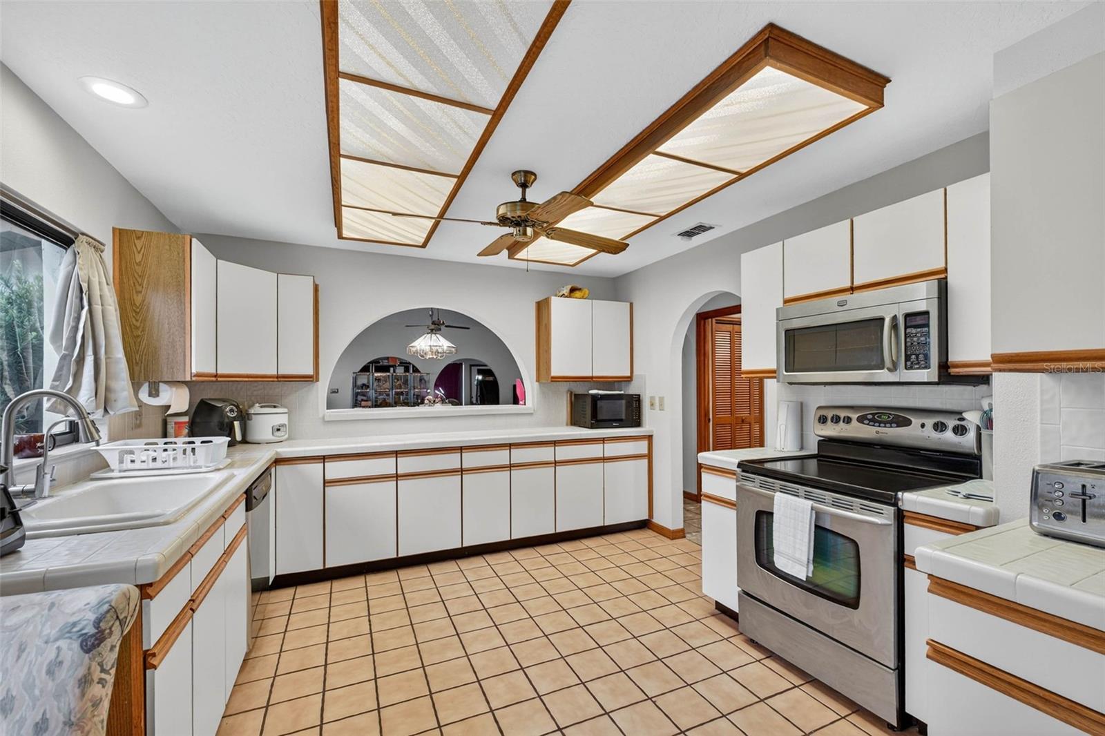 COUNTRY CLUB VILLAGE PH 02 - Residential