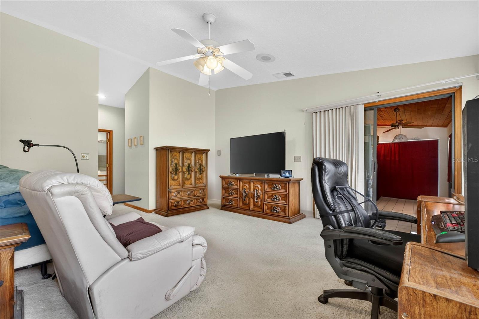 COUNTRY CLUB VILLAGE PH 02 - Residential