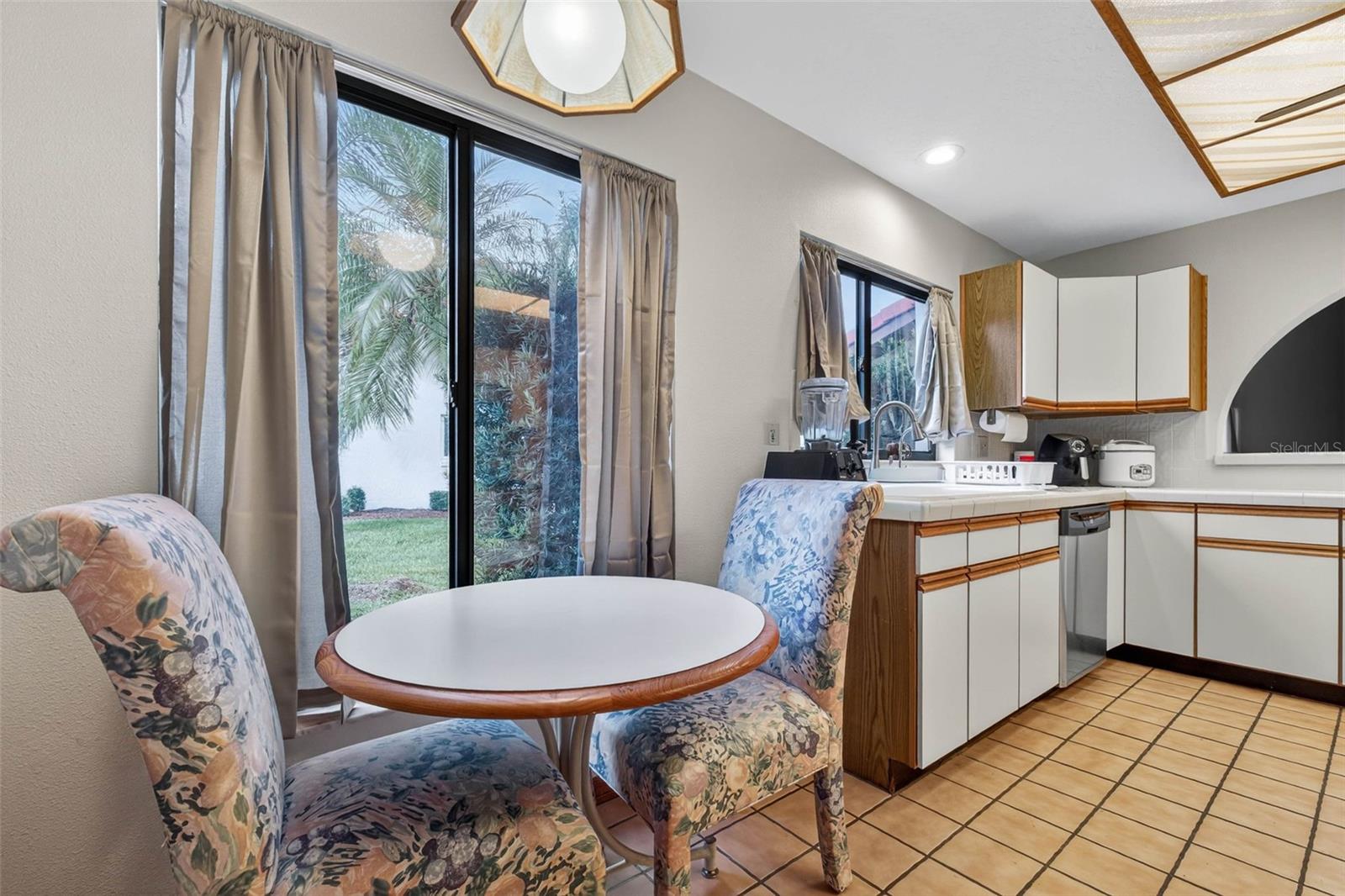 COUNTRY CLUB VILLAGE PH 02 - Residential