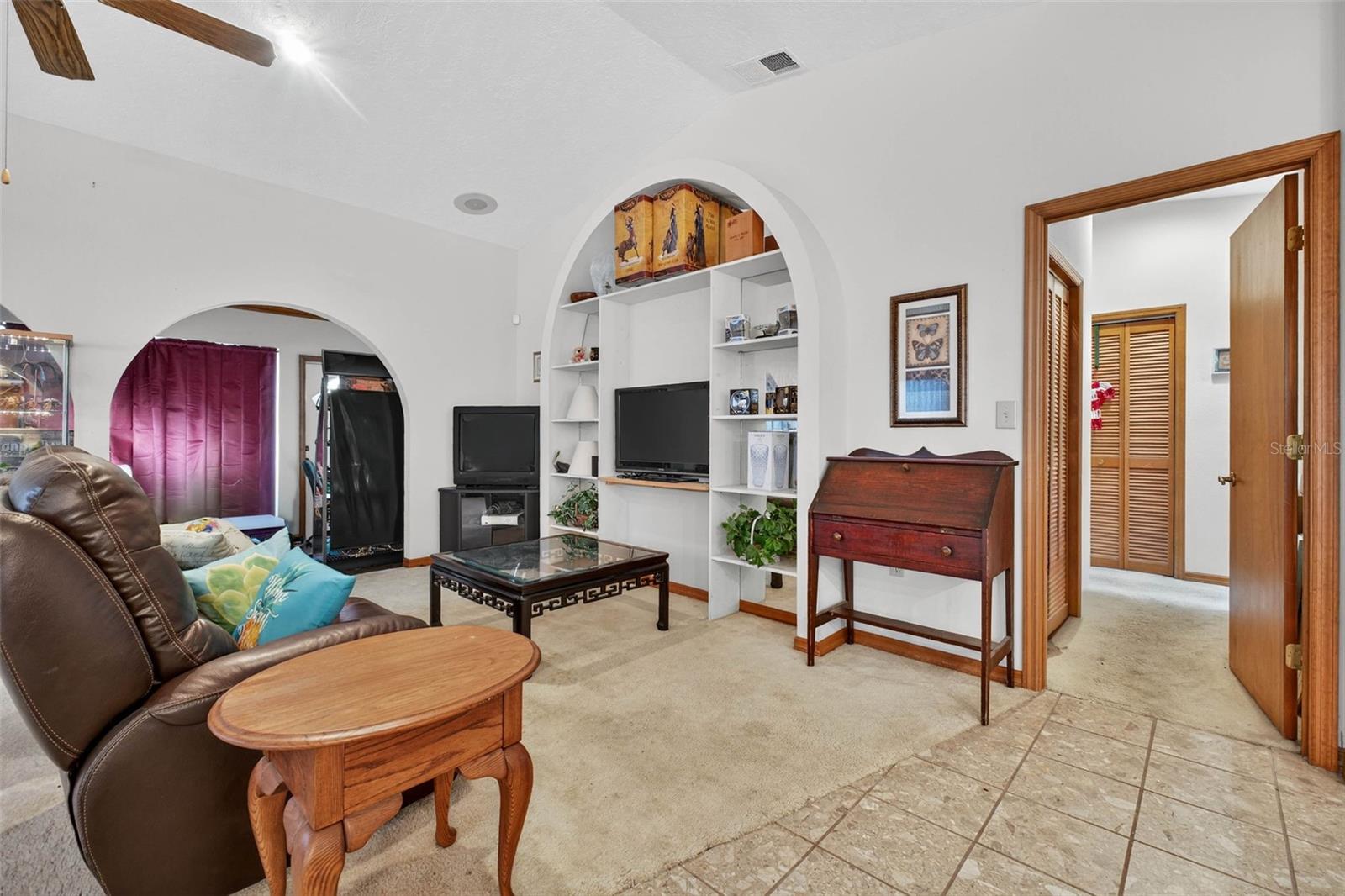 COUNTRY CLUB VILLAGE PH 02 - Residential