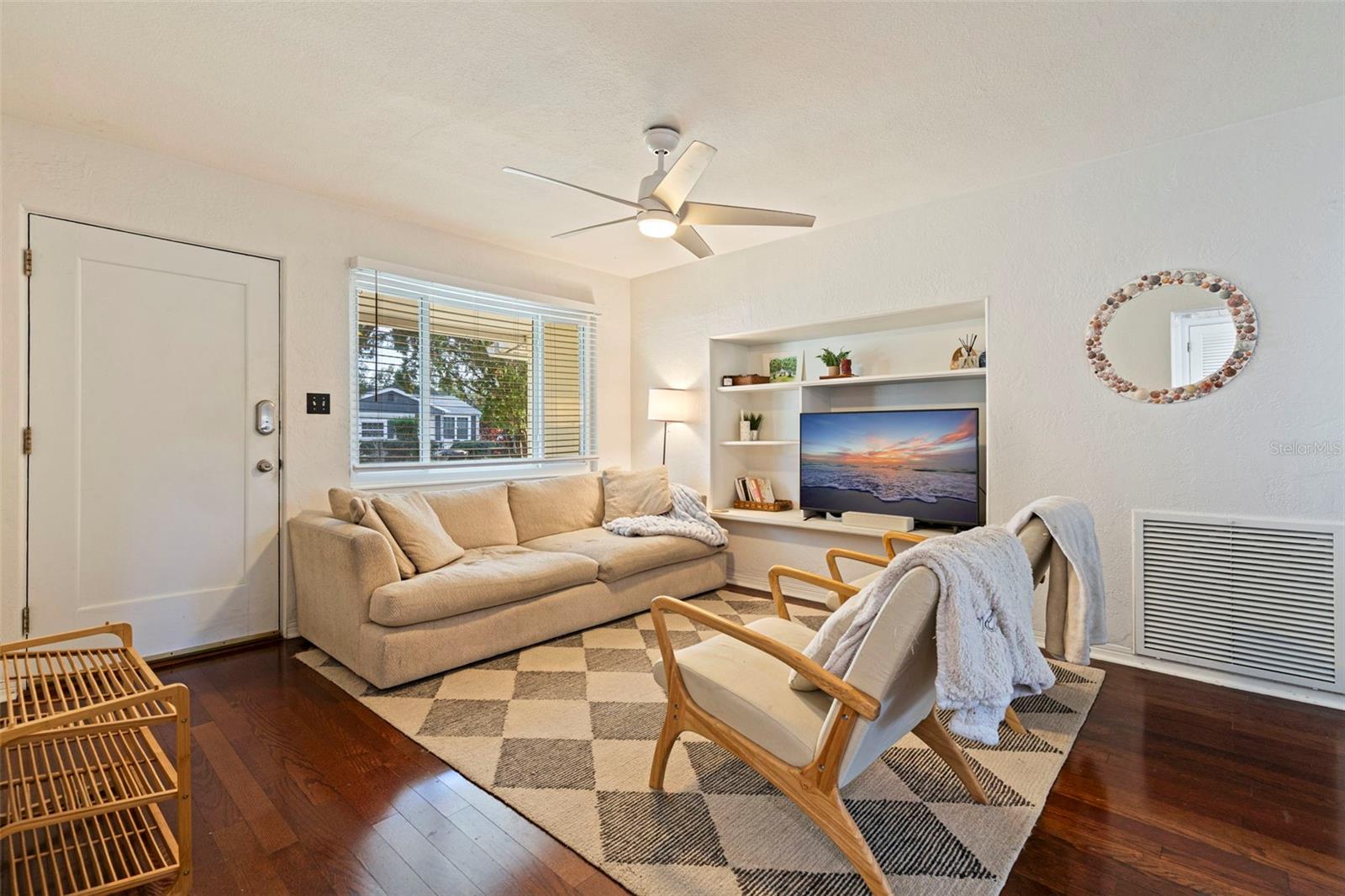 NORTH ST PETERSBURG REP - Residential