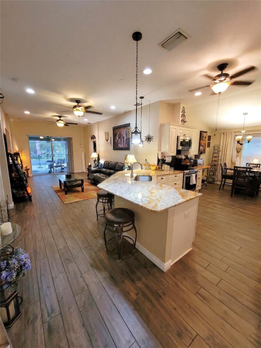 IVY LAKE ESTATES - Residential