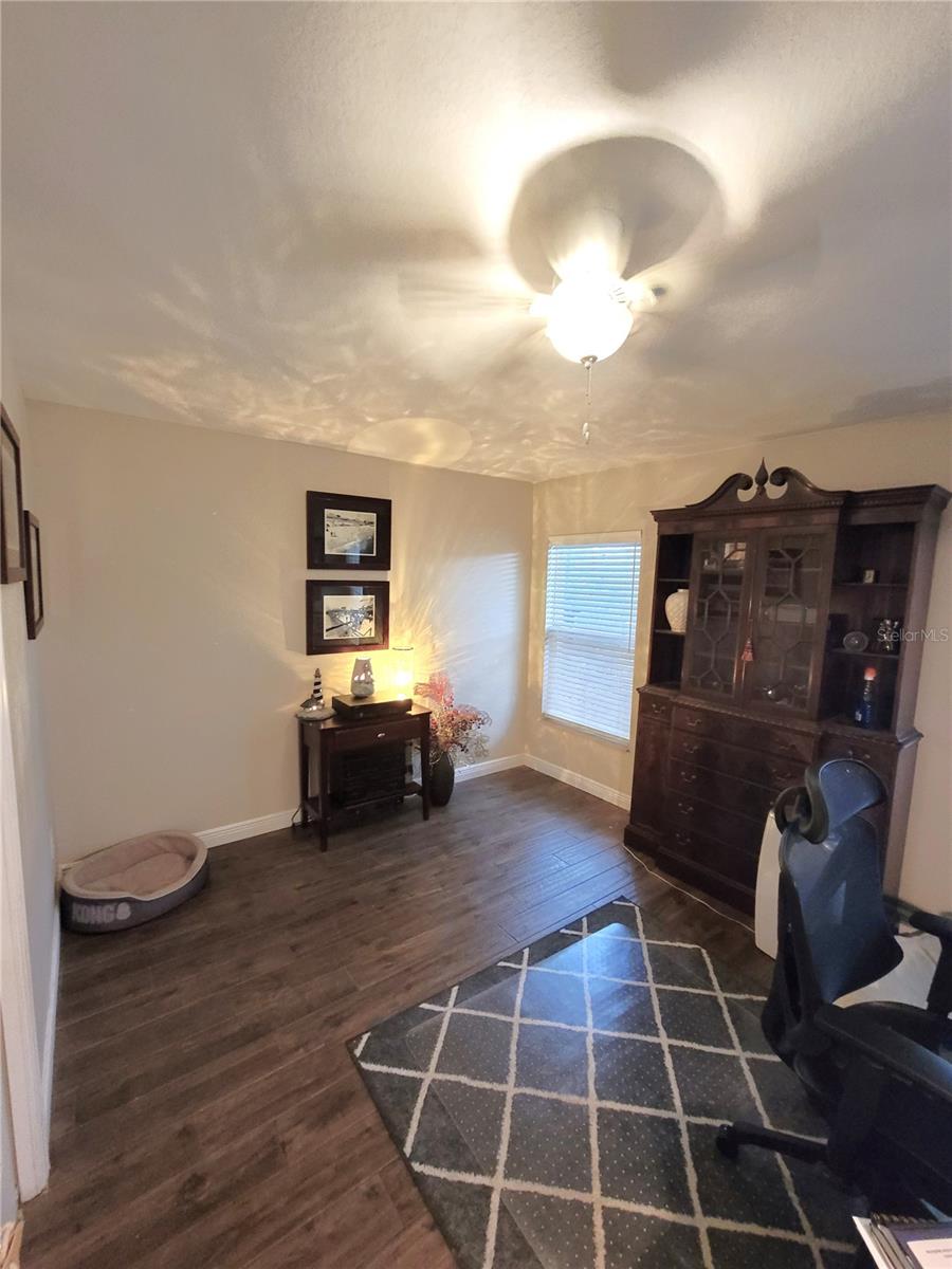 IVY LAKE ESTATES - Residential