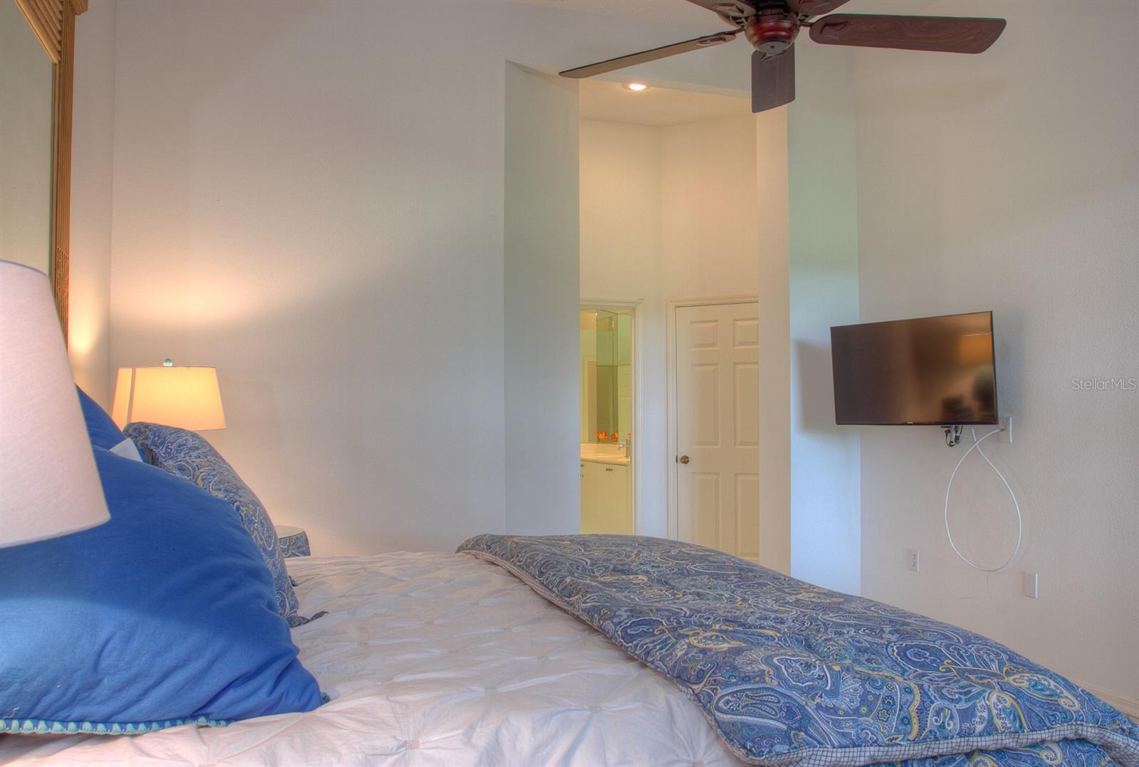 WHITEBRIDGE COURT UNIT III - Residential Lease