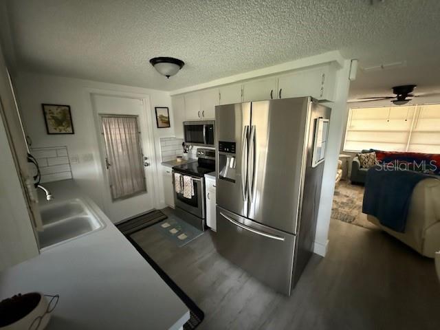 5208 CHET DRIVE