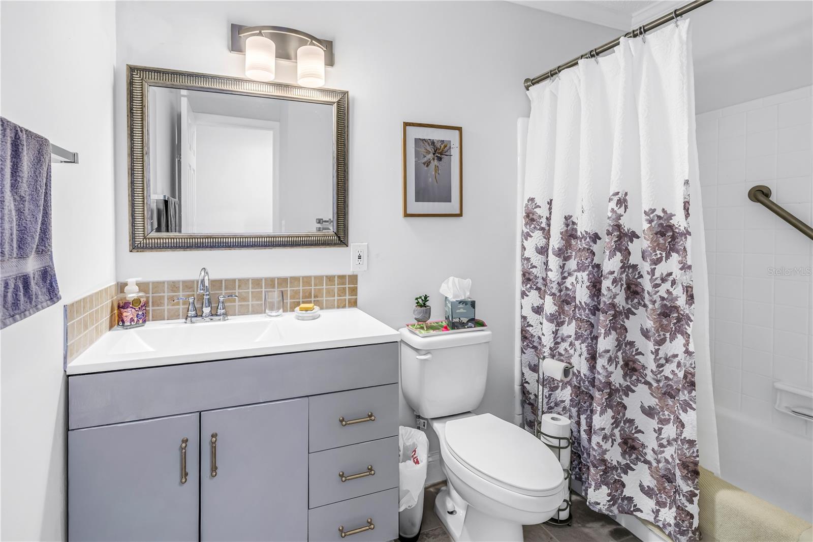 PATRIOT SQUARE APTS - Residential