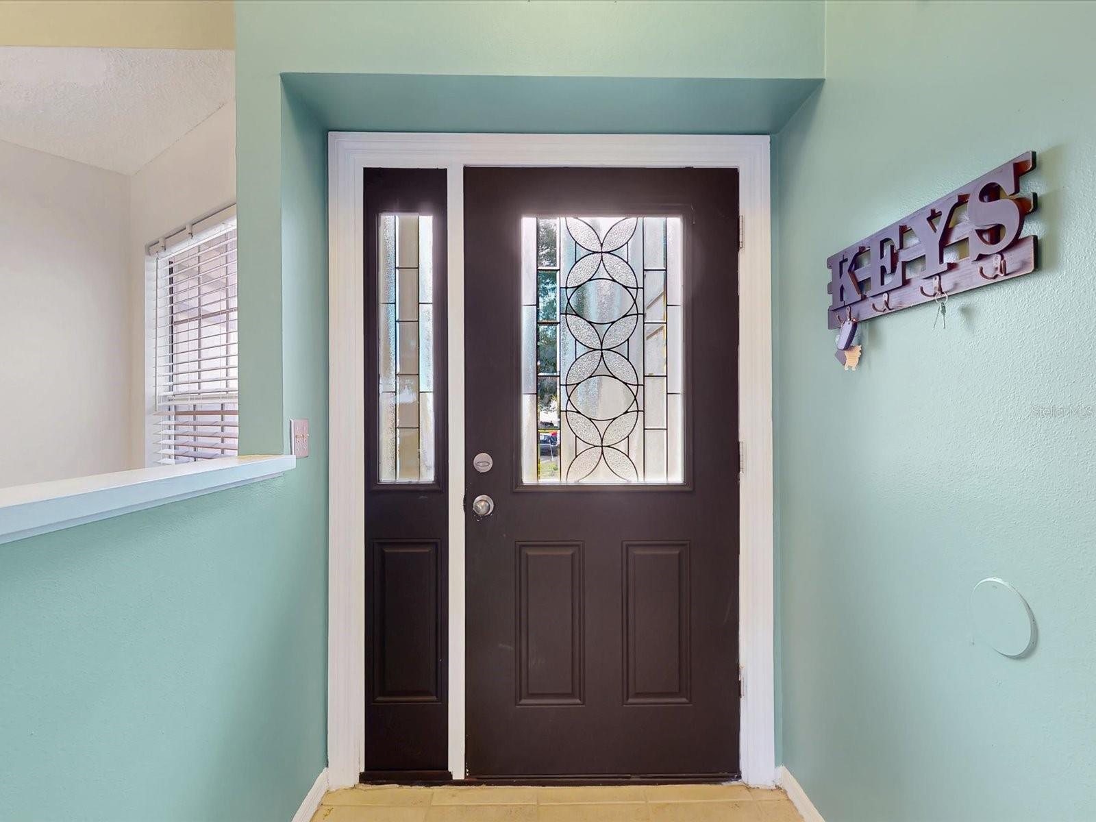 2504 KINGSTON COURT