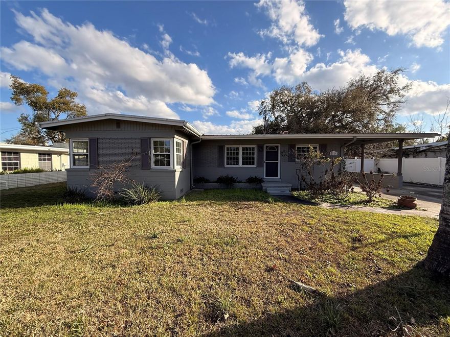 Welcome to a true Mid-Century rental in Winter Park located in the quaint neighborhood of Fairbank Shores.  Spacious 2 bedrooms and 1.5 bath home with 1 extra flexible room that can be used as an office or 3rd bedroom(no closet). Centrally located, minutes form I4, close to Park Avenue District, College Park, major shopping centers and  many more. Big backyard with a nice sized paved courtyard and shed. Don't miss this opportunity!