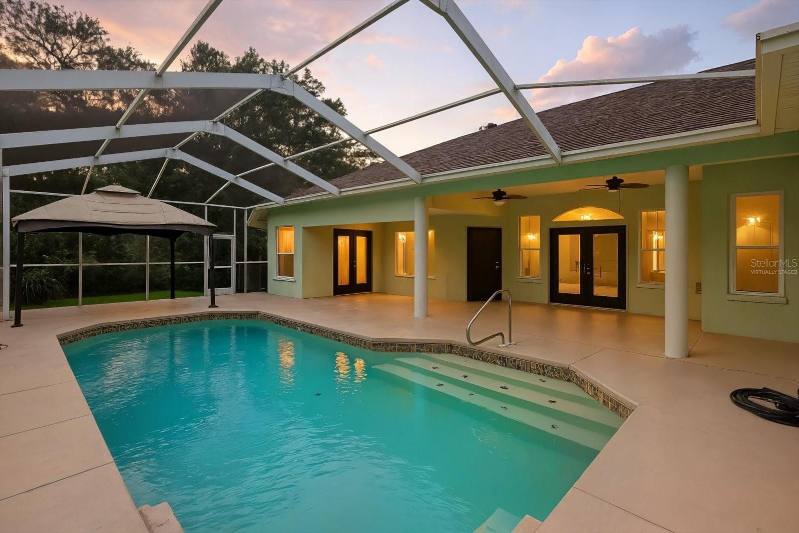 ROYAL HIGHLANDS - Residential